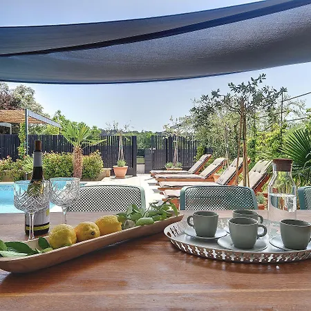 In Mit Privatem Pool, Tischtennis, Bbq, Wlan Πούλα